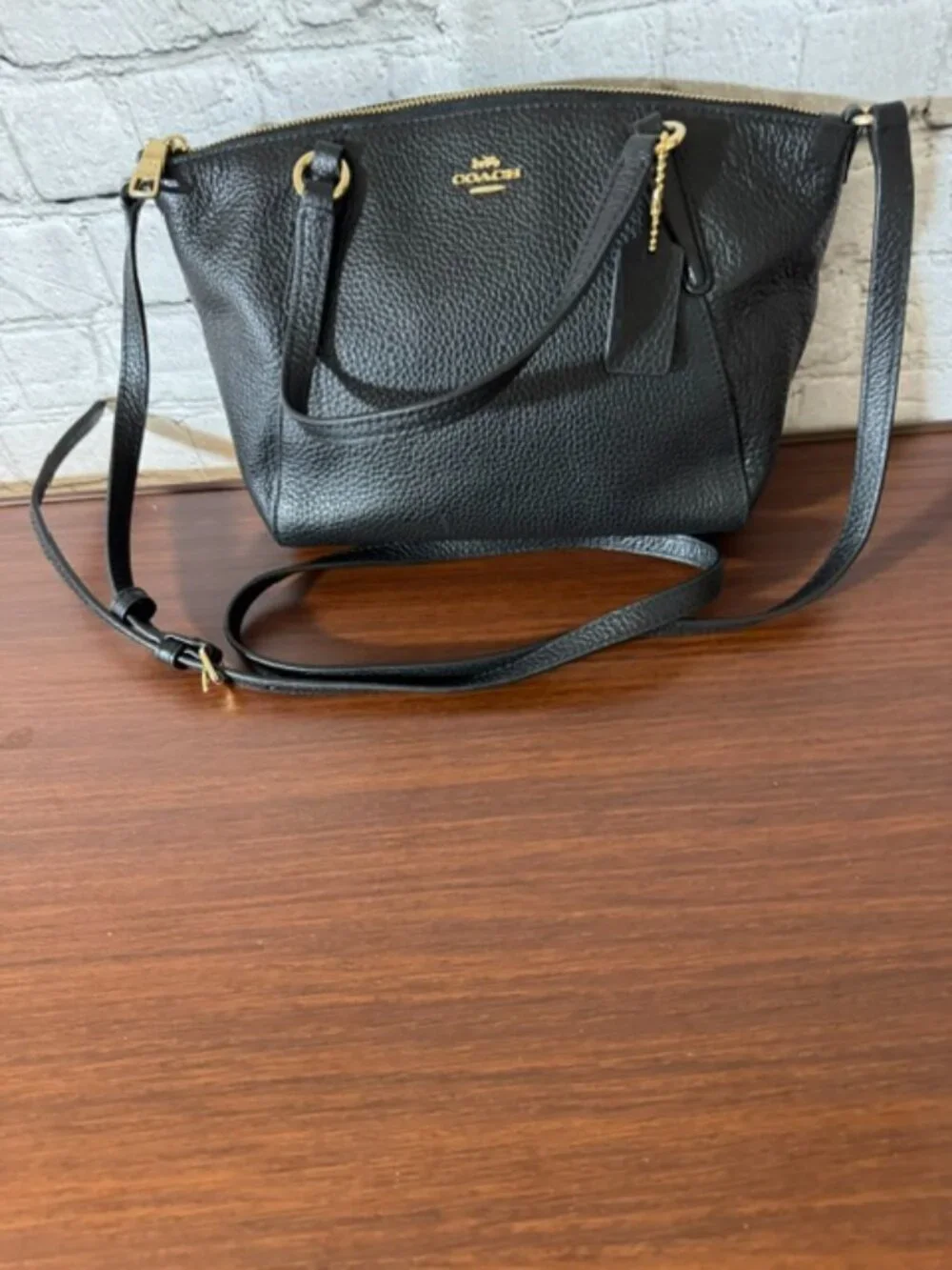 Coach Kelsey Satchel Black Pebbled Leather Gold Hardware NWOT Pristine Crossbody